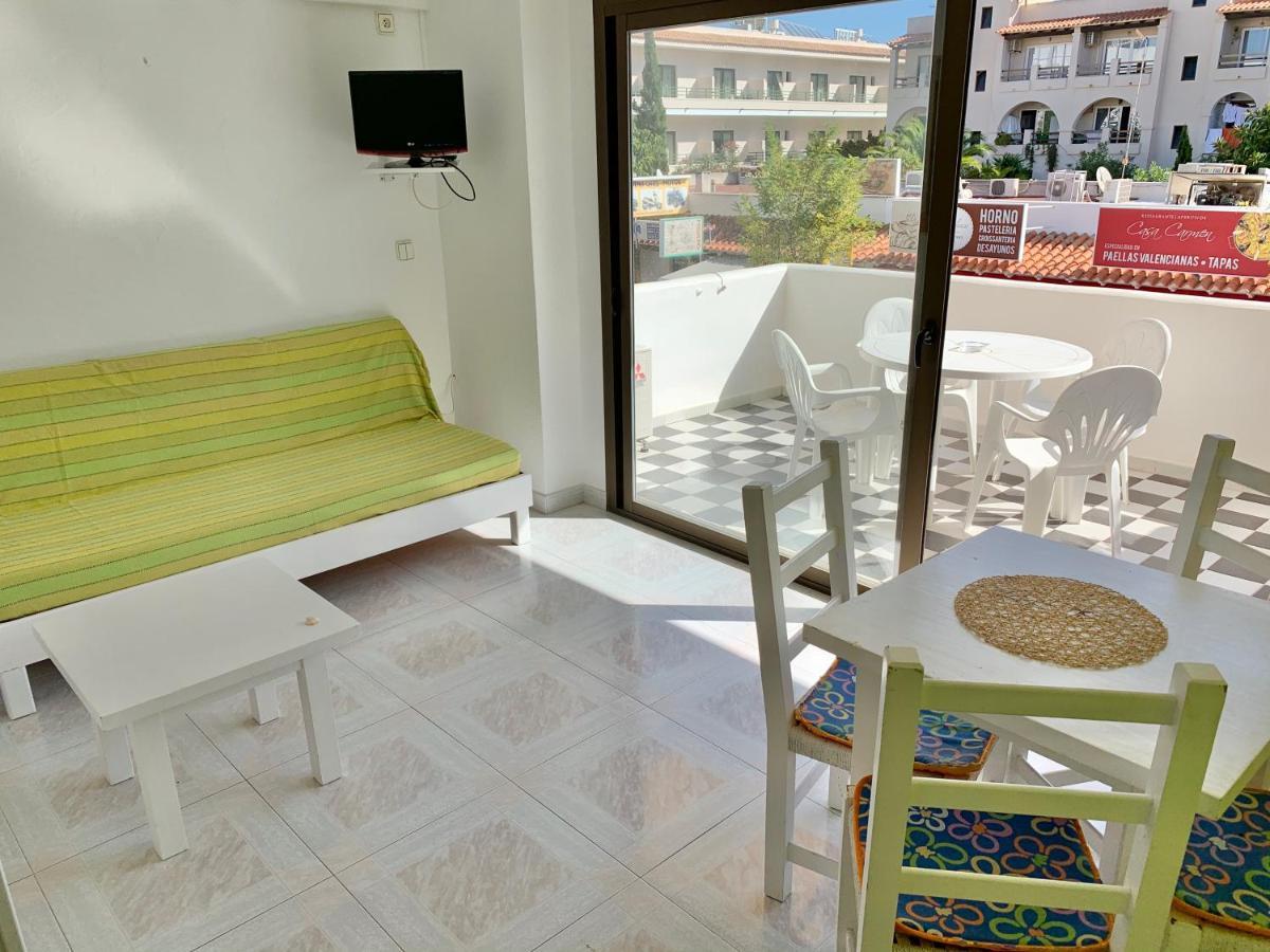 Apartamentos Miranda Es Pujols Εξωτερικό φωτογραφία