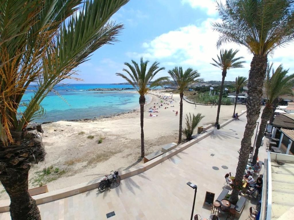 Apartamentos Miranda Es Pujols Εξωτερικό φωτογραφία