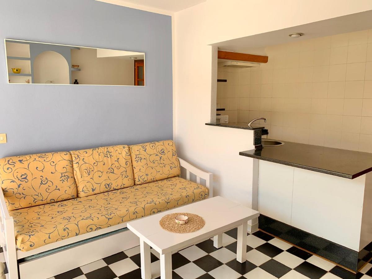 Apartamentos Miranda Es Pujols Εξωτερικό φωτογραφία