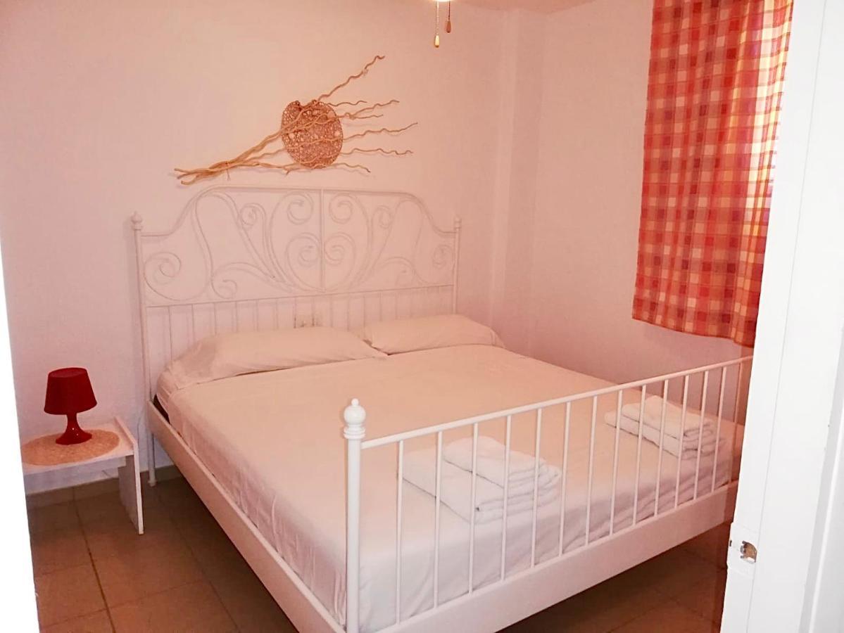Apartamentos Miranda Es Pujols Εξωτερικό φωτογραφία