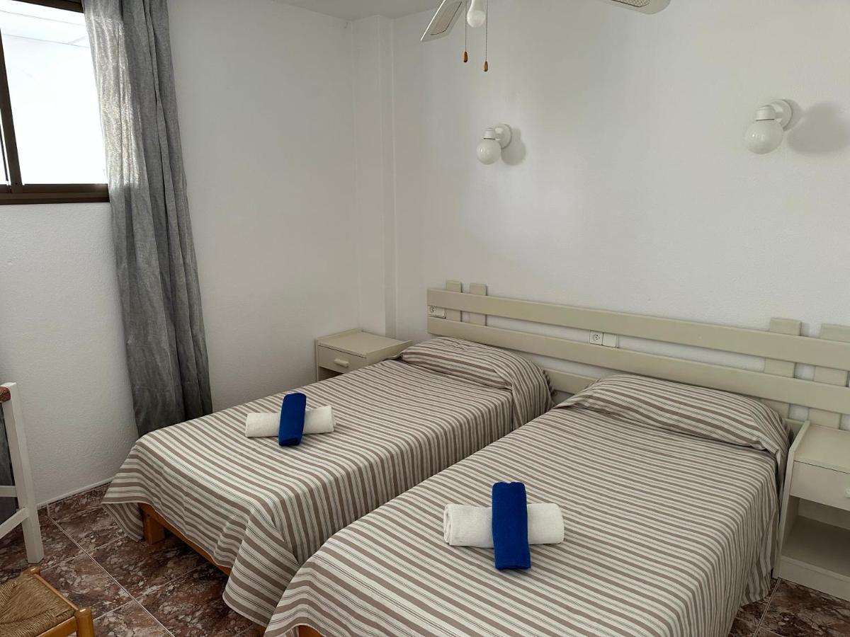 Apartamentos Miranda Es Pujols Εξωτερικό φωτογραφία